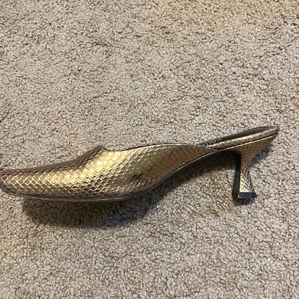 Designer Gold Short Block Heel, Alligator Print - image 2